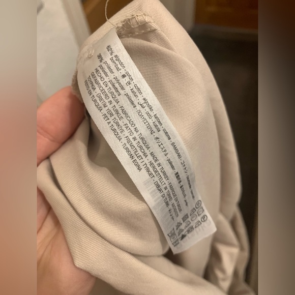 Bershka size medium beige / stone button down shirt - Picture 4 of 7